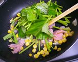 エンサイ（空芯菜）とコーンのガリバタ炒め作り方5写真