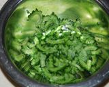 ゴーヤとツナと玉ねぎの和え物作り方1写真