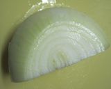 涙が出ない玉ねぎのみじん切り☆作り方1写真