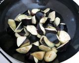 茄子と豚こまのスパイシーカレー炒め作り方4写真