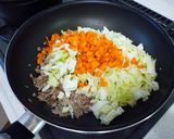 簡単　豚ひきとキャベツinゴマ油風味作り方4写真