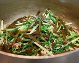 ◇残りだし昆布で◇水菜と豚肉の煮物作り方4写真