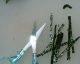 キャラ弁　バイキンマン　簡単　おにぎり作り方3写真
