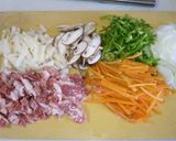 韓国に行った気分？野菜たっぷりチャプチェ作り方1写真