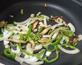 鶏ささみ with ピリ辛サラダ作り方6写真