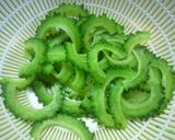 ゴーヤと鶏肉のわさびマヨ和え作り方5写真