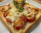 朝ごはんに☆簡単おいしいトマトとチーズのトースト作り方2写真