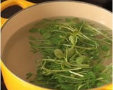 きのこと豆苗のゴマヨ和え作り方2写真
