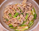 牛肉とにんにくの芽のスタミナ焼肉炒め🍚🤩作り方5写真