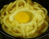 天ぷらうどん　かき揚げ・月見・わかめ作り方1写真