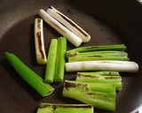 香りよい✿焦がし葱の簡単スープ作り方1写真