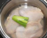 ★鶏もも肉で茹で鶏作り方1写真