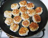 れんこんシャキシャキ！鶏ひき肉のつくね作り方3写真