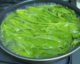 黒ごまが母の味♪ほうれん草の胡麻和え作り方1写真