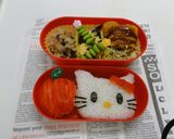 王道！キティちゃんとりんご（キャラ弁）作り方5写真