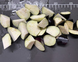 材料ひとつ簡単副菜！ ナスのピリ辛炒め作り方1写真