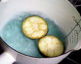 お弁当に　茄子のお花作り方1写真