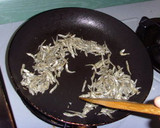 【韓国風】 小魚とナッツの甘辛炒め作り方2写真