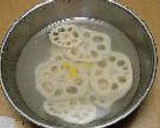 蓮根のはさみ揚げ　料亭風作り方1写真