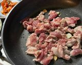 シャキッと旨辛！豚肉キャベツキムチ炒め作り方2写真