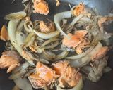 🌟【ワンパン】鮭ときのこの豆乳パスタ＊作り方2写真