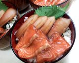 ホエイ玉ねぎご飯でまぐろサーモン漬け丼作り方3写真
