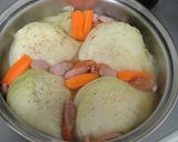 キャベツとソーセージの白ワイン蒸し作り方3写真