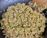 鶏ミンチと蒸し大豆のゆず味噌炒め♪作り方4写真