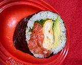 サーモンとアボカドの海苔巻き♪作り方7写真