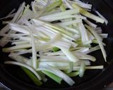 秋鮭食べよう！ネギと一緒にタジン蒸し作り方1写真
