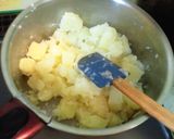 水菜と生ハムのピザ風じゃがもち作り方2写真
