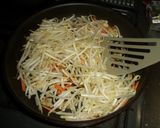 市販の餃子で簡単！もやし炒め作り方4写真