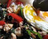 アタイ好みの【ガパオ】鶏肉バジル炒めご飯作り方14写真
