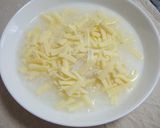 うまみ肉味噌風ソースdeとろ~りチーズ粥作り方2写真