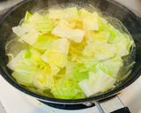 キャベツとキノコと豚肉のペペロンチーノ作り方5写真