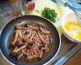 キノコと豚ミンチの玉子とじ丼作り方4写真