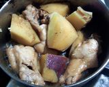手羽元とさつまいものこく煮～青しそ風味作り方5写真
