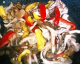 簡単☆鶏のソテー　～彩りきのこ添え～作り方5写真