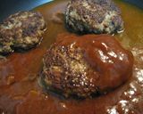 ソースが美味しい！煮込み蓮根ハンバーグ！作り方4写真