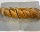 フランスパンのカリカリベーコンチーズ焼き🎵作り方1写真
