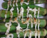 オクラのマヨ＆ブラックペッパー焼き作り方3写真