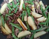 簡単今日の夕飯インゲンじゃがいも挽肉甘辛炒め主菜作り方9写真