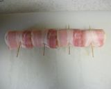 餃子の皮でベーコン＆チーズドック作り方2写真