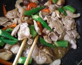 豚肉とオクラ椎茸の炒め物作り方6写真