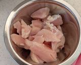 胸肉で激ウマ！ガーリック醤油チキン作り方1写真