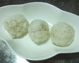 ベーコンでまきまき　焼きおにぎり作り方1写真