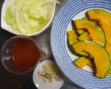 南瓜とセロリの赤ワイン酢煮❀作り方1写真