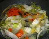 野菜たっぷり♪あんかけ焼きそば。作り方1写真