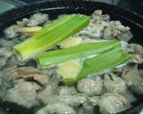『牛筋味噌煮込み』〜下ごしらえ〜作り方3写真