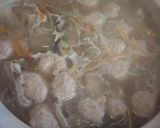 ♡鶏団子と青梗菜でザーサイ鍋♡　作り方4写真